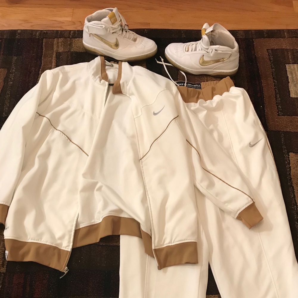 Limited Edition Nike Air Force 25 Sweatsuit